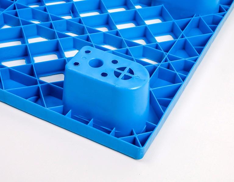 軒盛塑業(yè)1111網(wǎng)格九腳塑料托盤(pán)