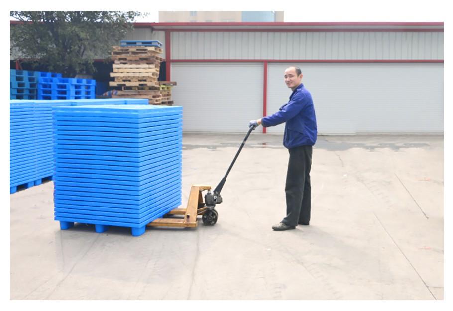 1008網(wǎng)格九腳塑料托盤-廠家直銷